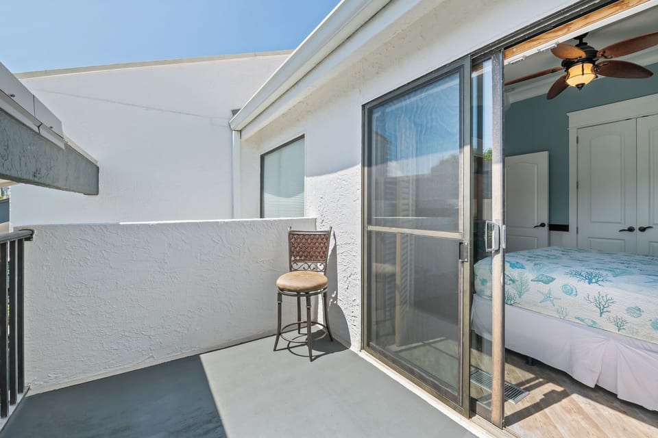 Guest Bedroom Balcony