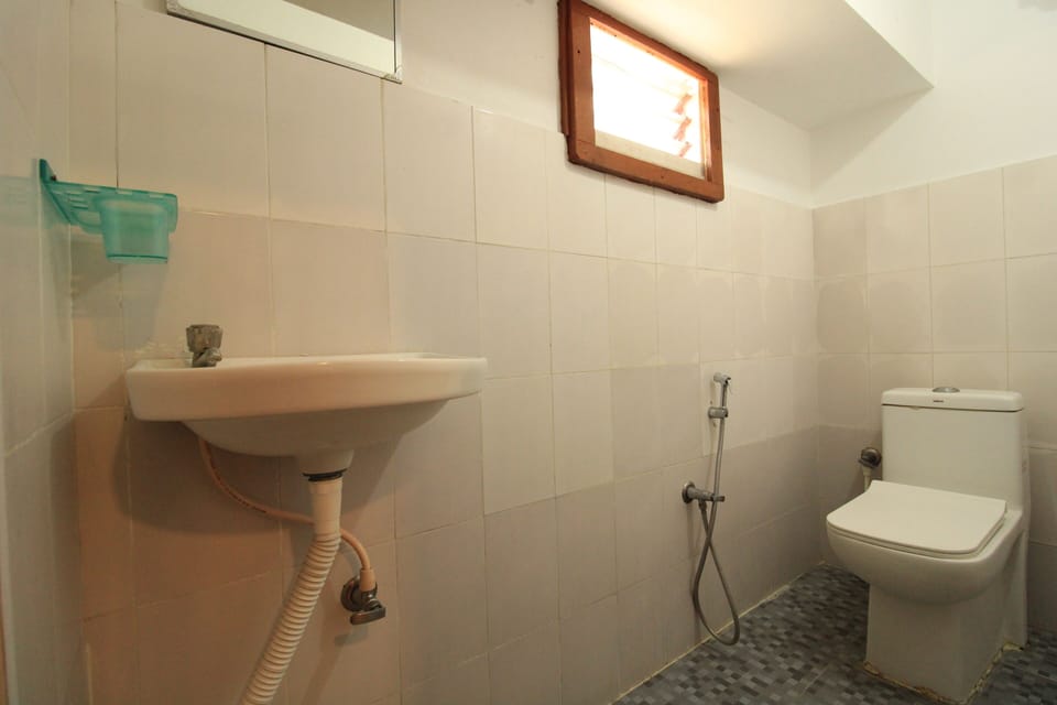 Shower, rainfall showerhead