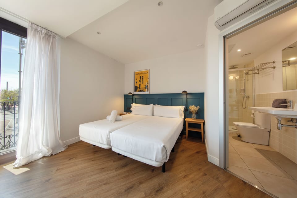 Superior Double Room, Harbor View | Minibar, in-room safe, desk, laptop workspace