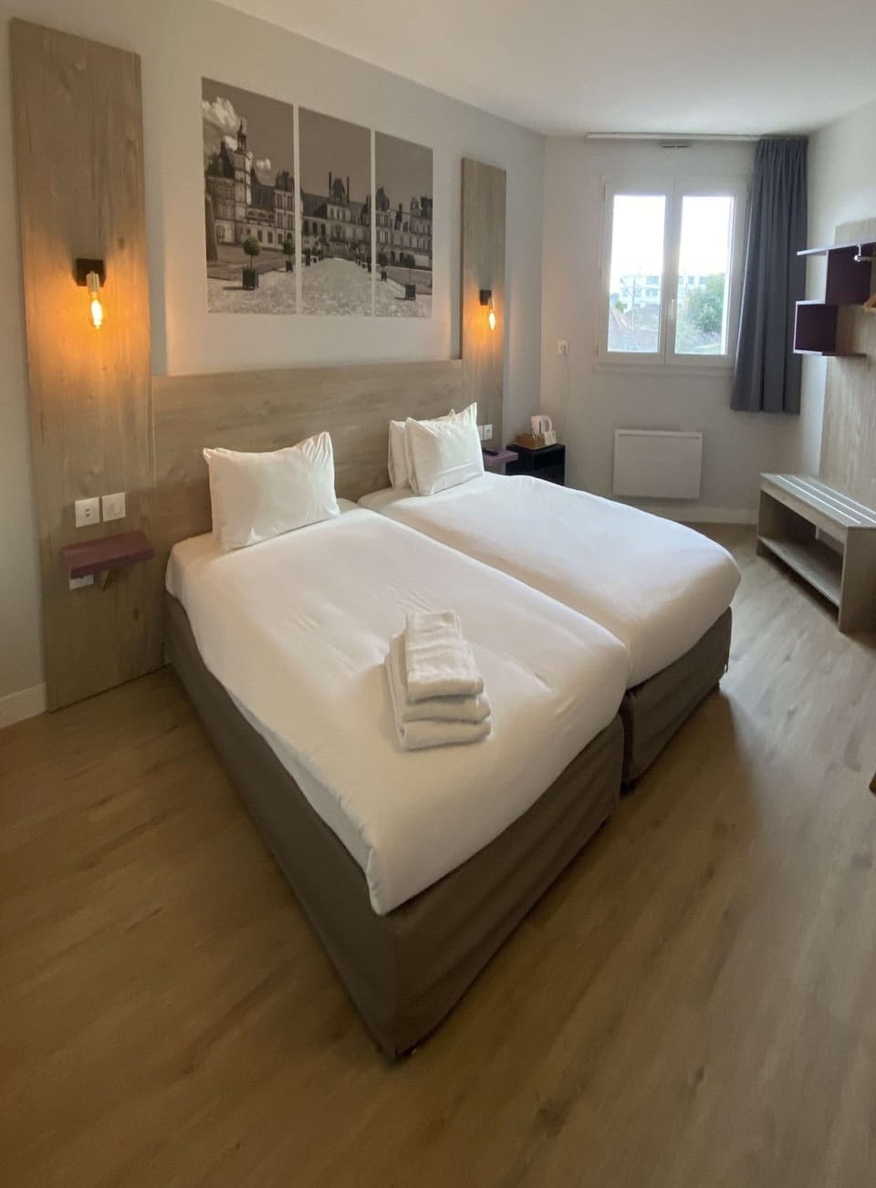 Premium bedding, desk, blackout drapes, soundproofing