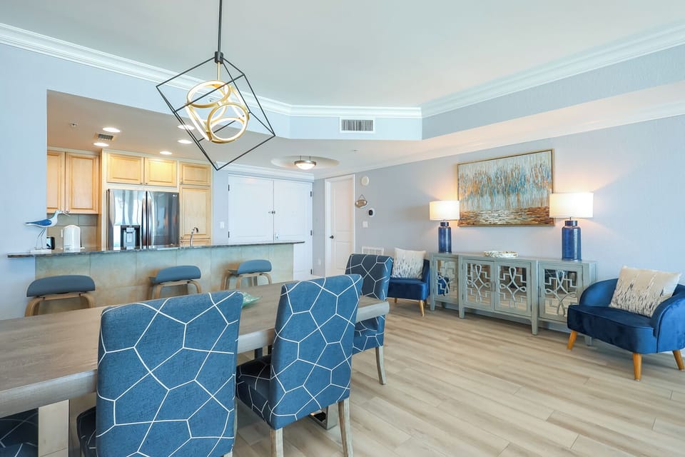 Dining Room 1.2