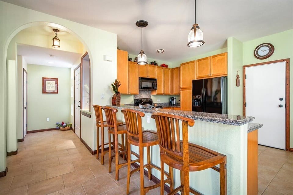 Breakfast Bar Seats Four