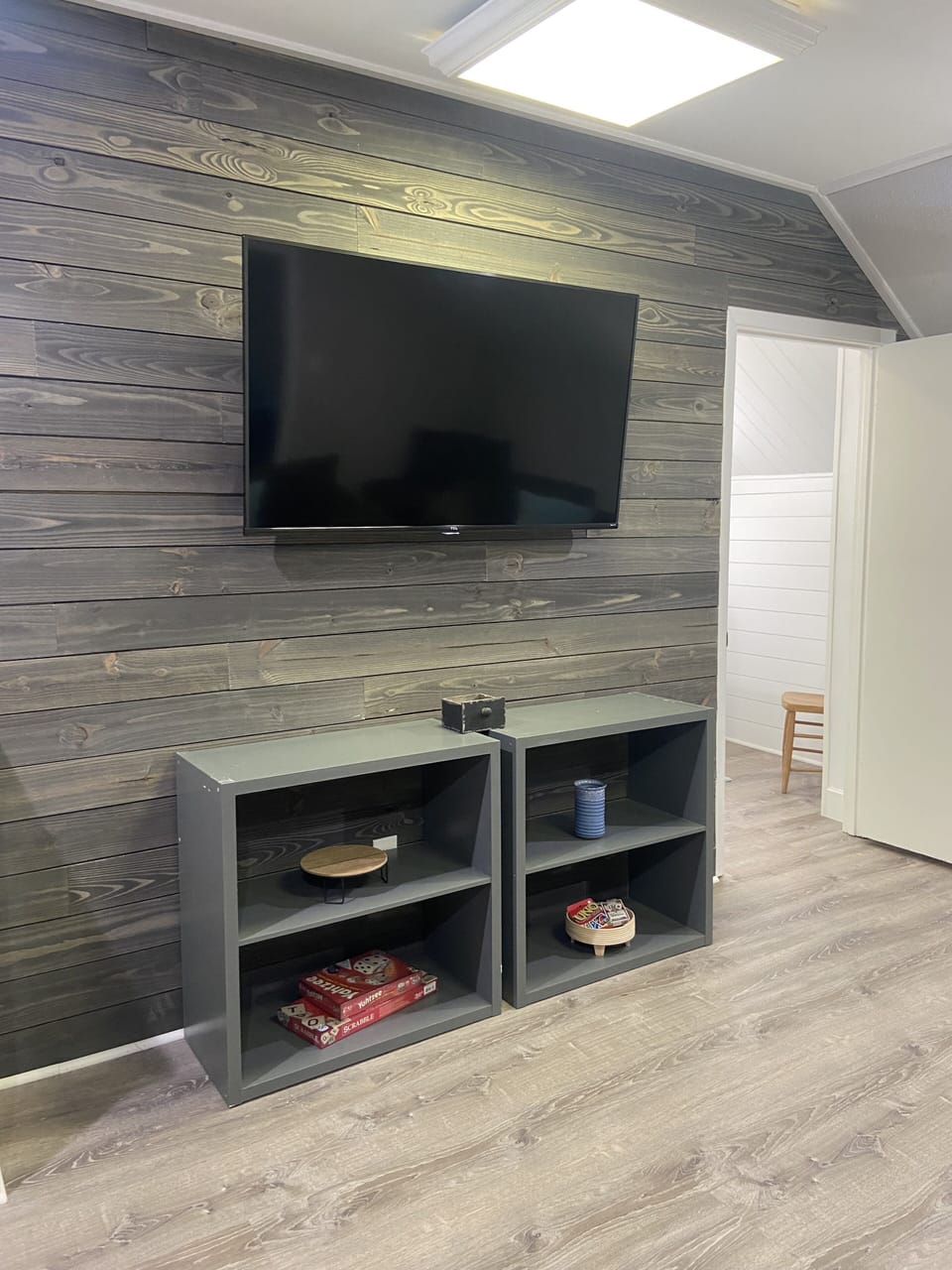 Games and TV located in the loft area