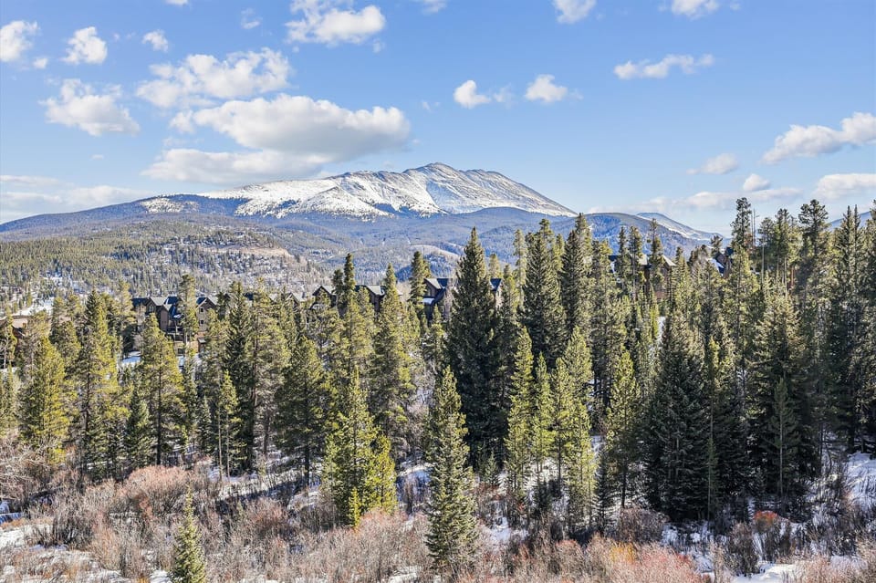 Exterior, Snowflake Lookout, Breckenridge Vacation Rental