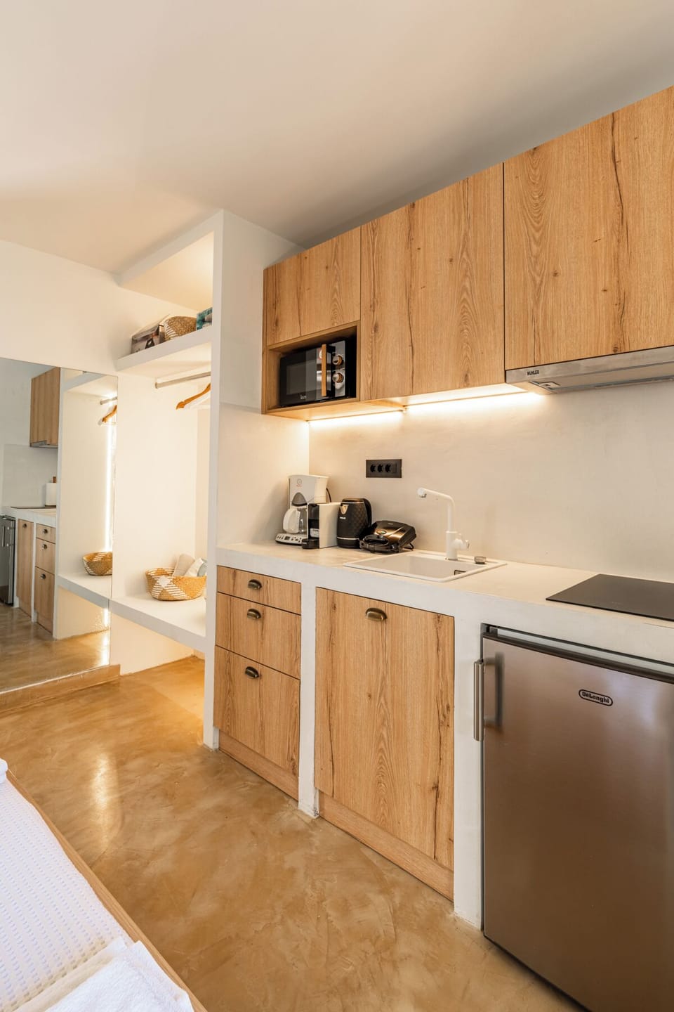 kitchenette 