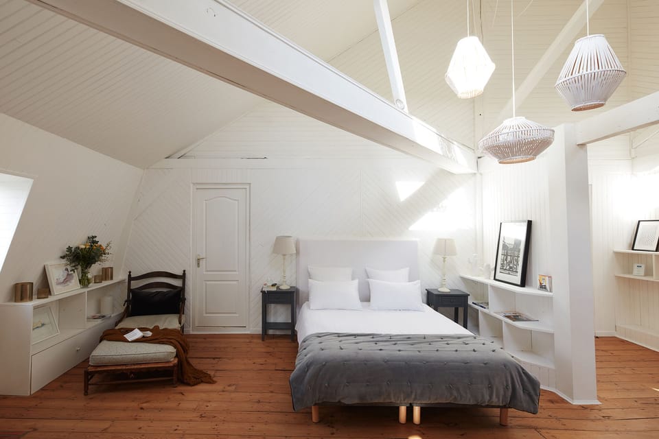 Deluxe Double Room (Côte d'Albâtre) | Minibar, individually decorated, individually furnished, free WiFi