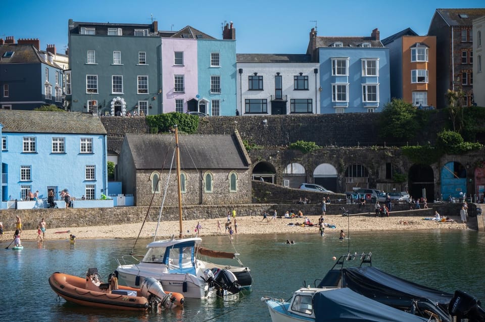 Gwynne House - 6 Bed Holiday Home - Tenby Harbour (10202)