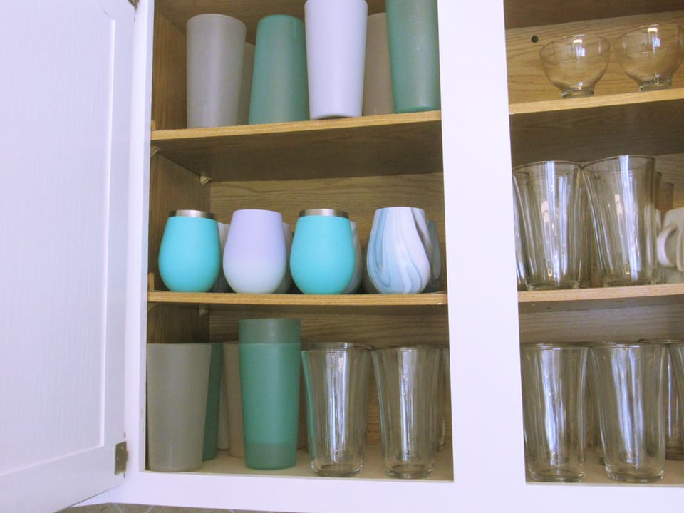More kitchen amenities for your convenience.