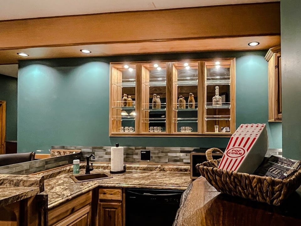 Basement kitchenette 