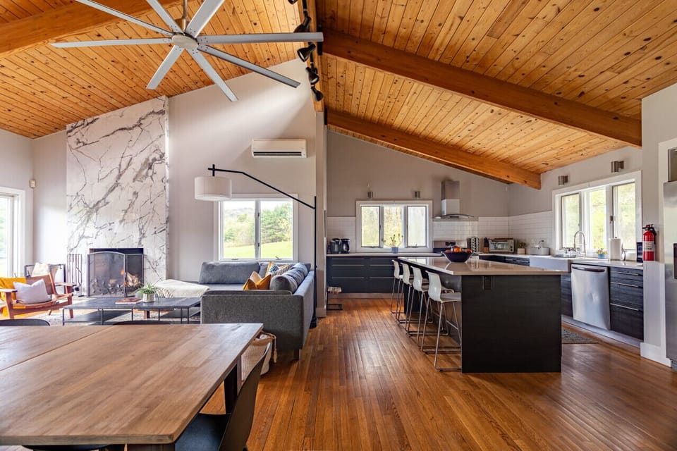 To the right of the front entrance is the kitchen