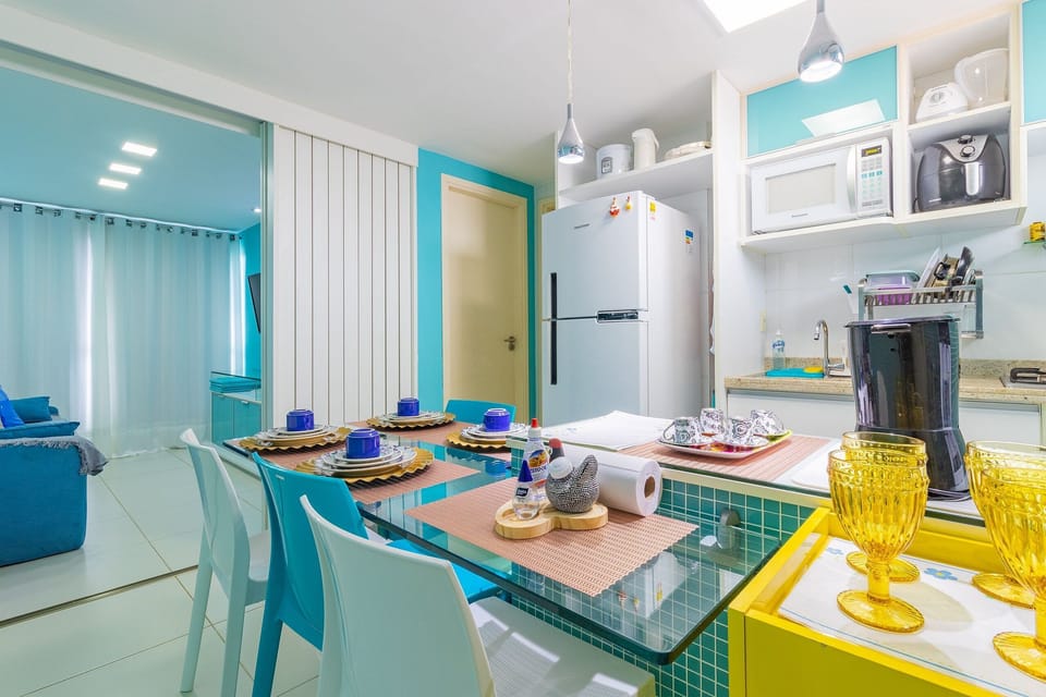 Family Apartment | Private kitchen | Fridge, cookware/dishes/utensils