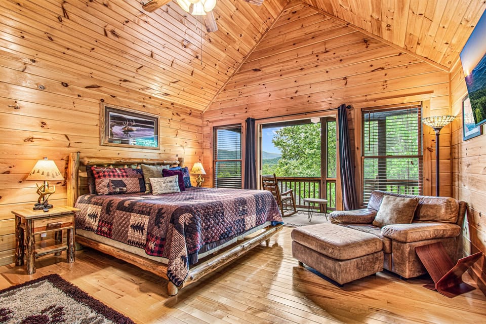 Master bedroom with private screened deck