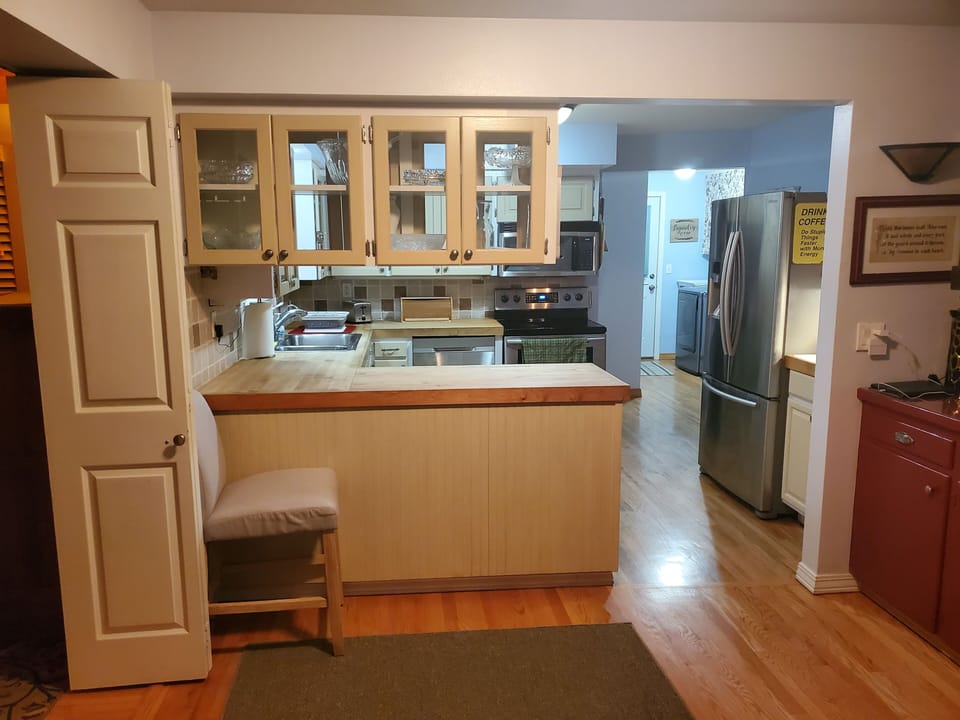 Fully Stocked Kitchen