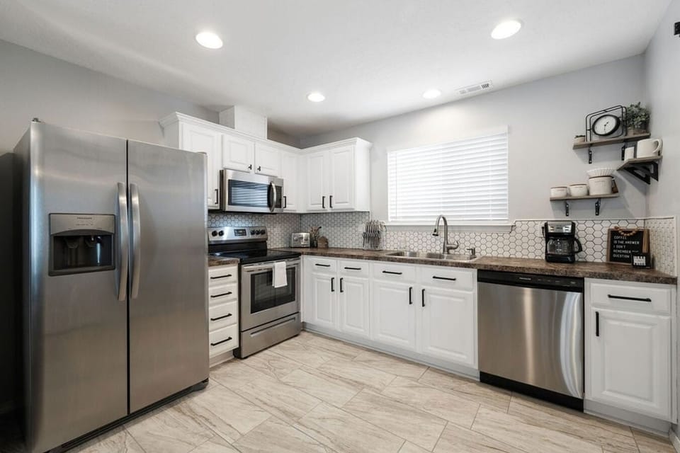 Newly remodeled kitchen that is fully stocked