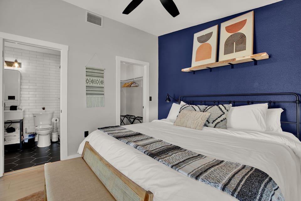 Cozy King Bed with Mint Memory Foam Mattress!