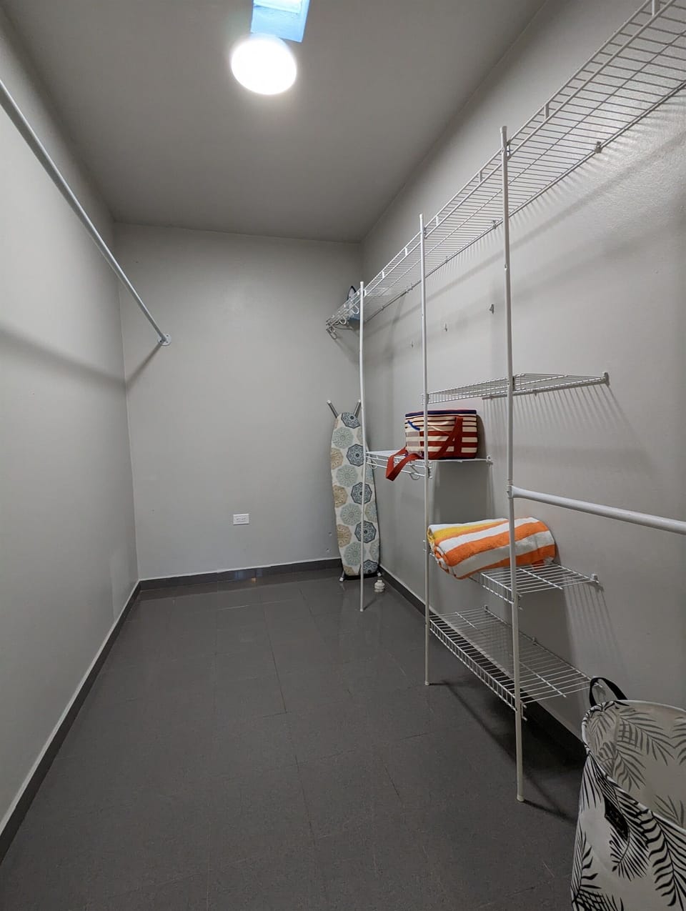 Walk-in closet