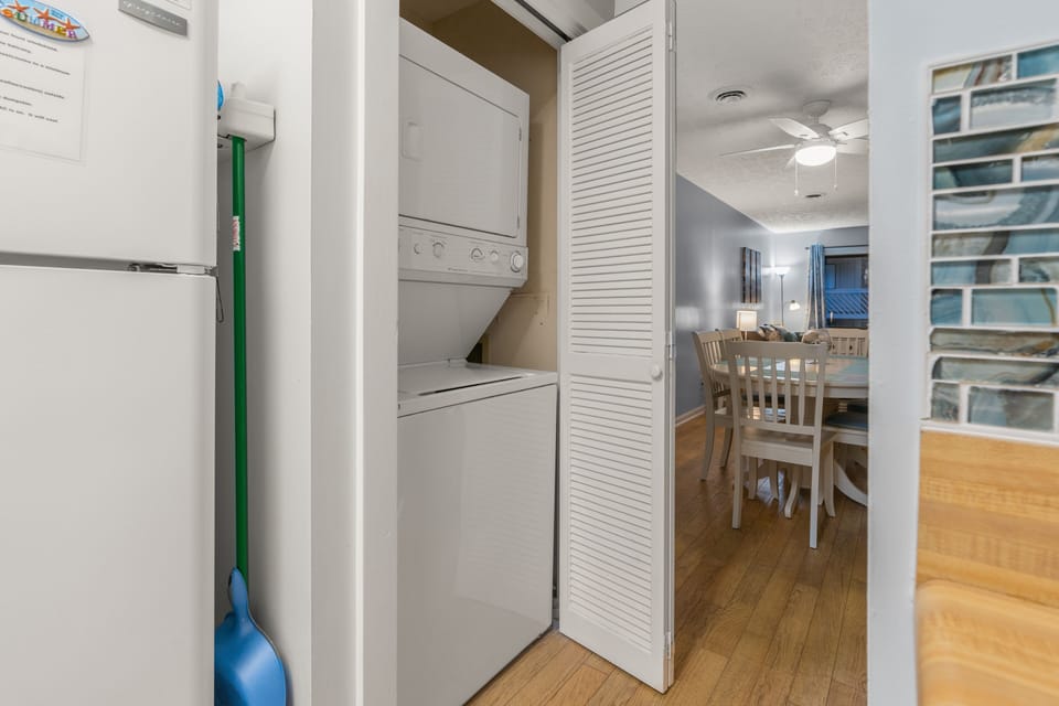 Washer & Dryer In Unit