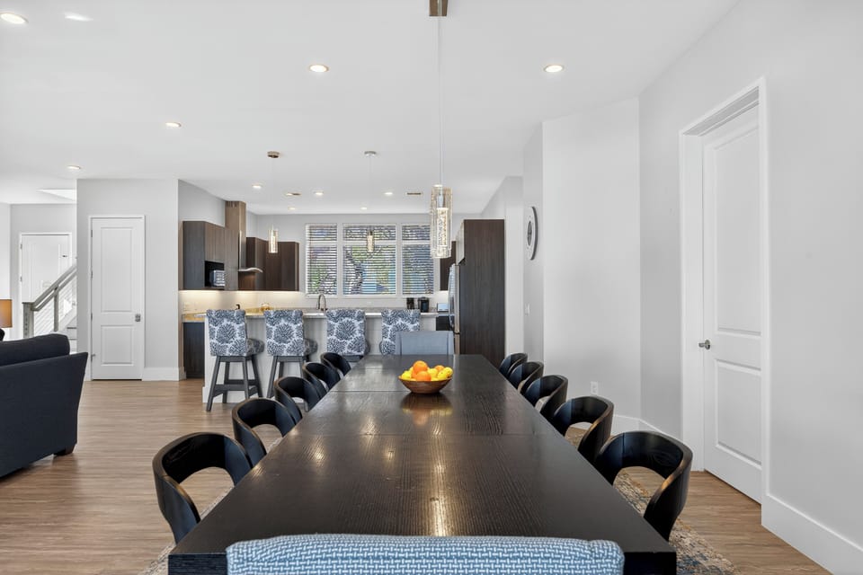 103 Dune Lane | Formal dining table w/ seating for 12 - 103 Dune Lane | Formal dining table w/ seating for 12