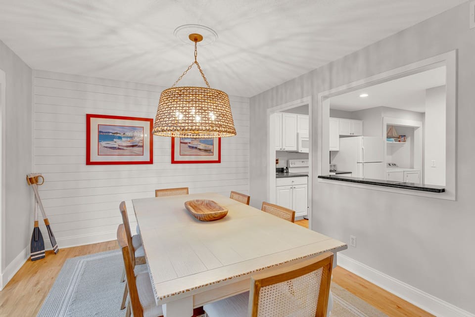 Dining table featuring 6 chairs