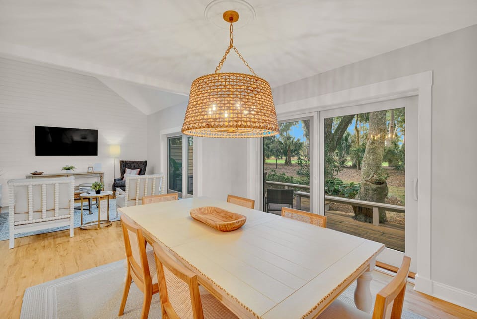 Dining table featuring 6 chairs
