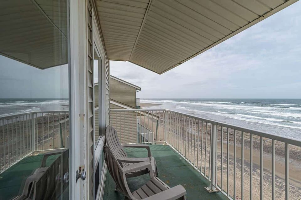 Get front-row ocean views