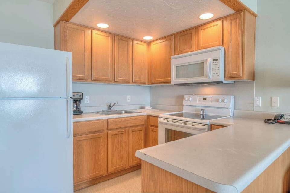 A full kitchen for all your cooking needs