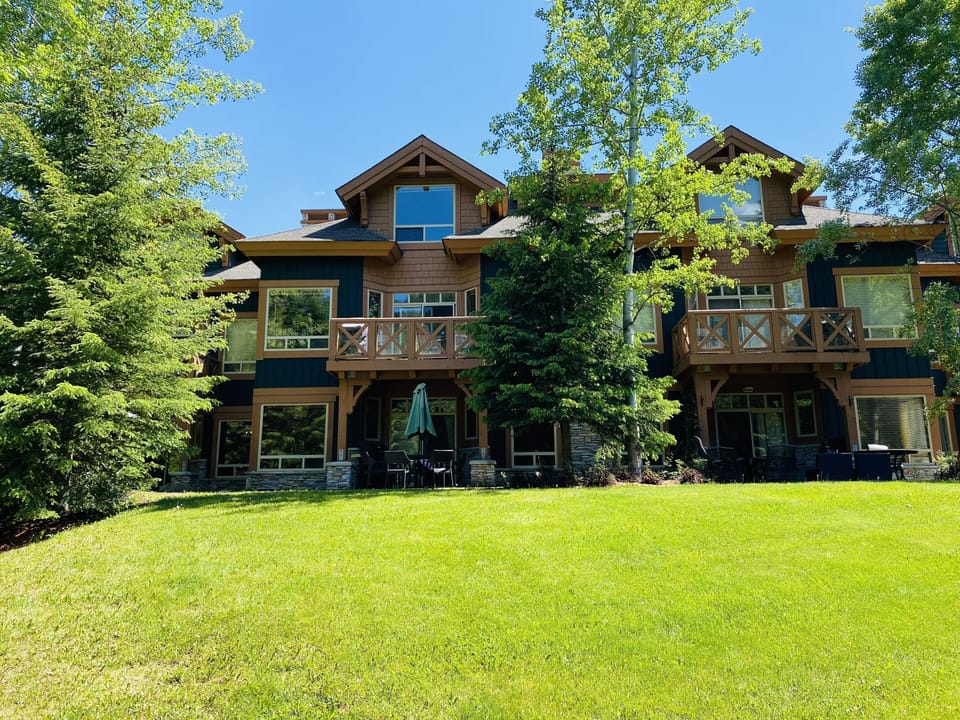 Your Riverbend Townhome