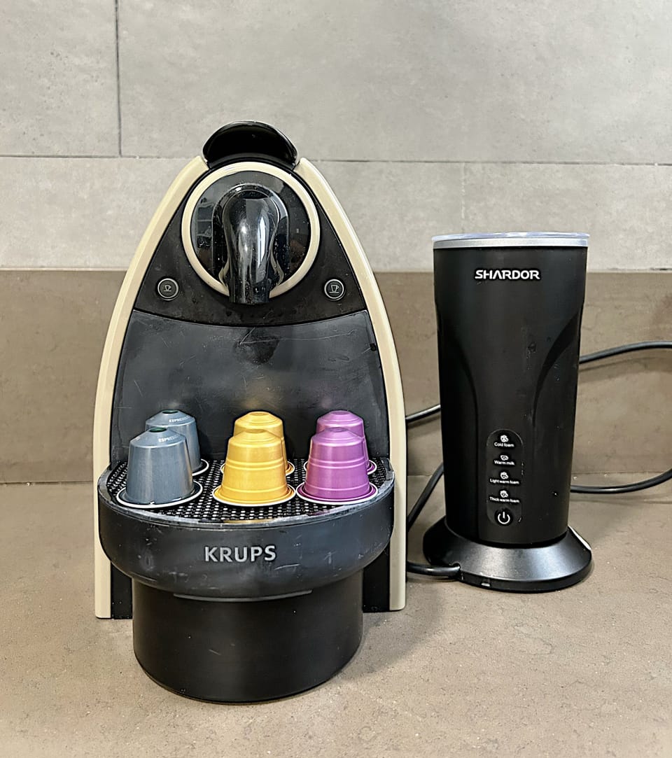 Nespresso coffee machine, milk frother