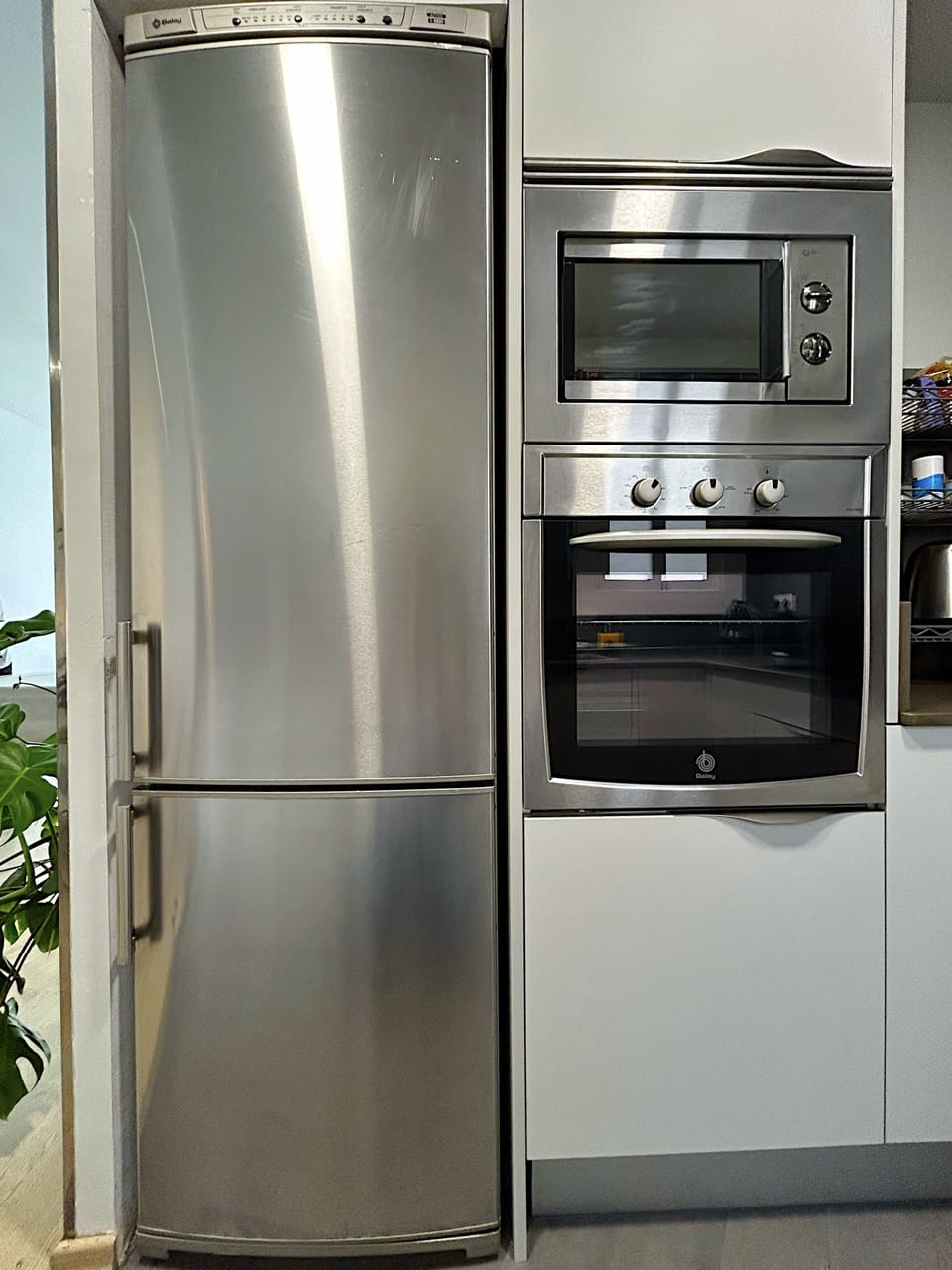 Fridge, freezer, oven, microwave