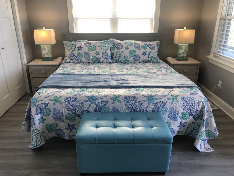 "Beds were comfortable and linens were great." - Joni
