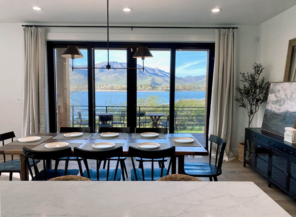 Dining Area and View