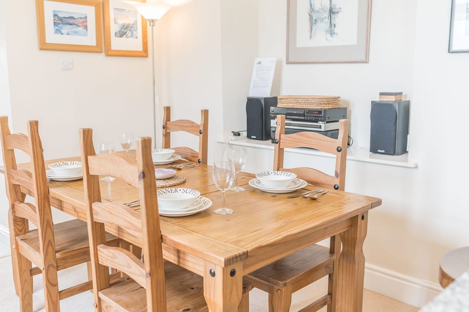 The Gallery in Coniston dining table