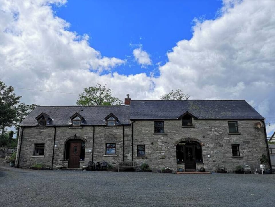 The Cornmill (right) and the Wee House (left), Ballystockart cottages