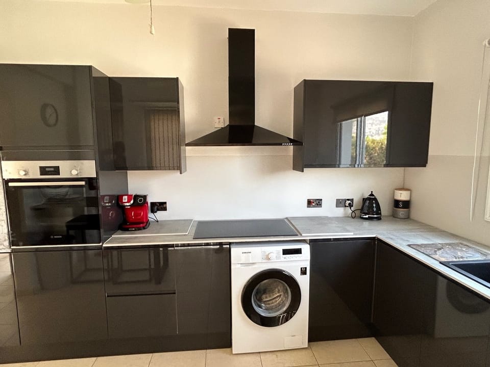 new kitchen added summer 2024
