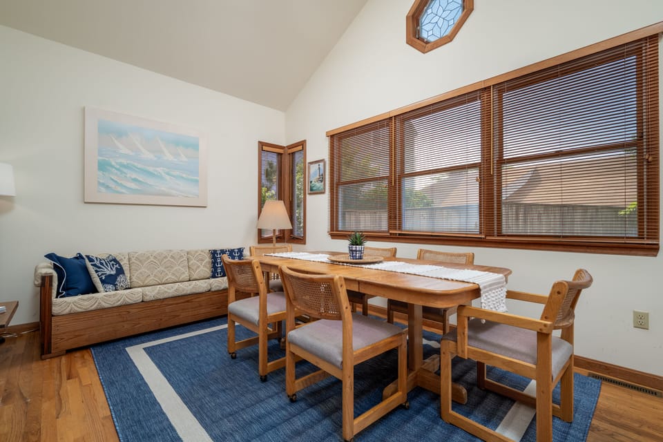front room / dining room