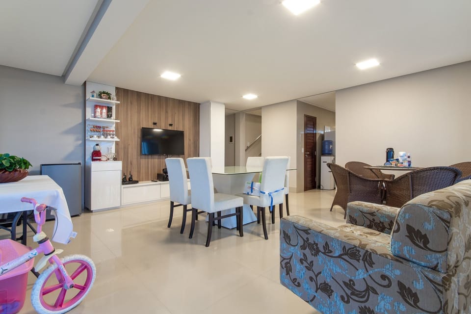 Luxury Chalet | Dining room