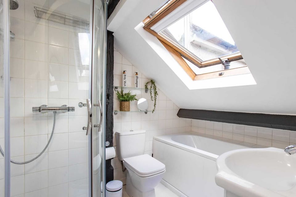 Stunning Character 2bed Cottage in St Albans Wifi Cottage in St Albans