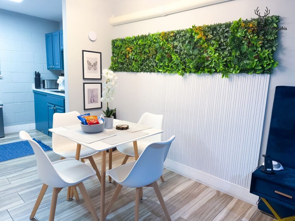 New Plant Wall (added Jan 2025)