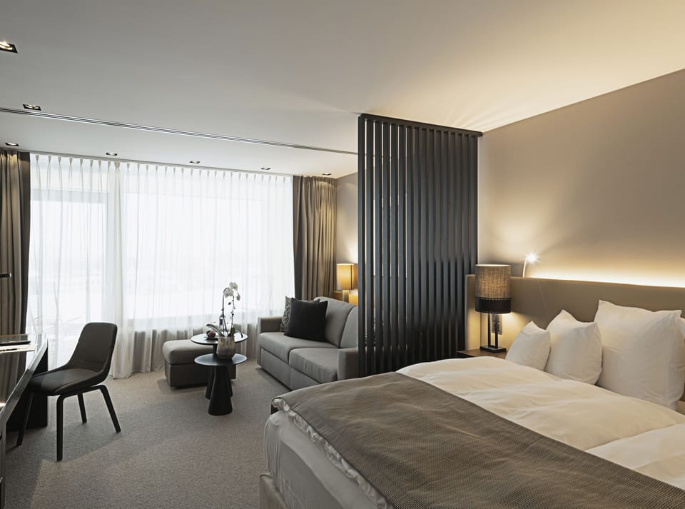Premium Room | Pillowtop beds, minibar (free items), in-room safe, desk