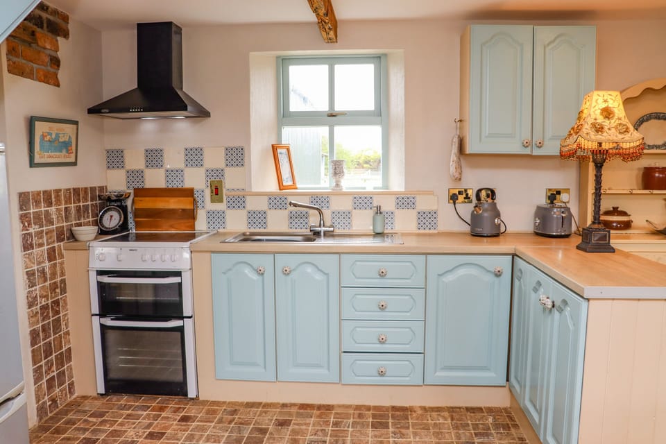 Cottage | Interior
