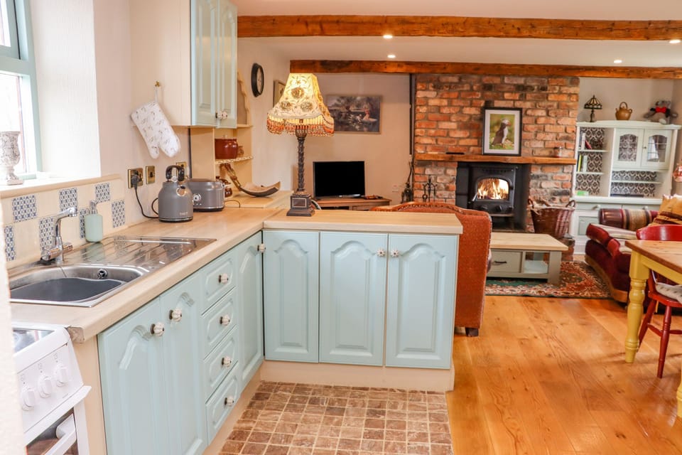 Cottage | Interior
