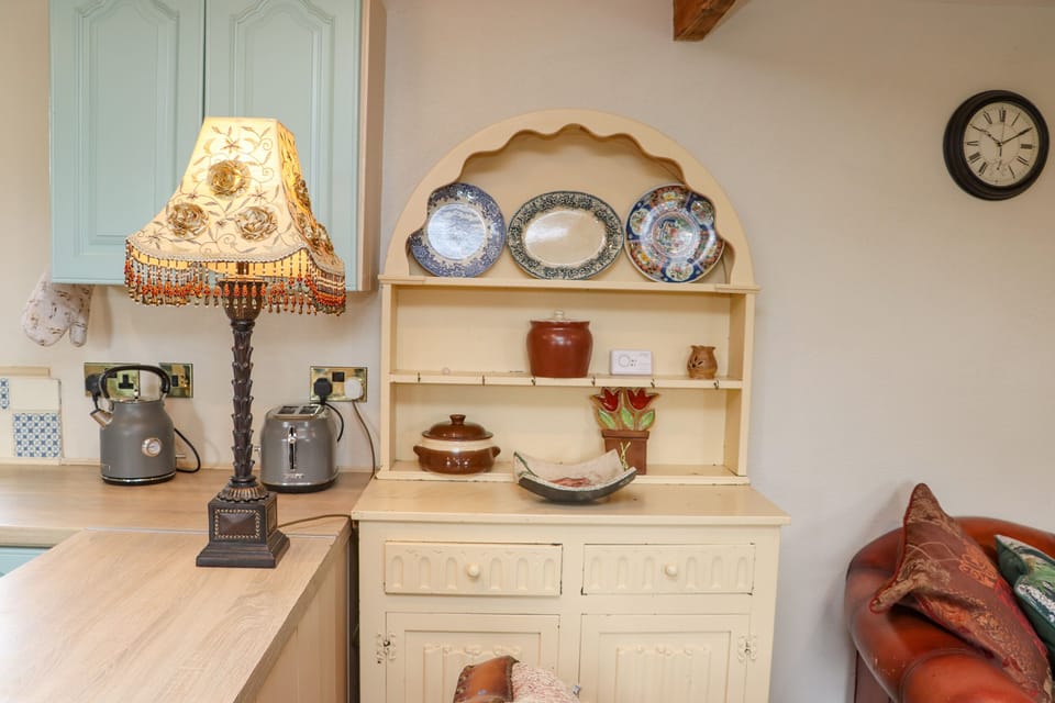 Cottage | Interior
