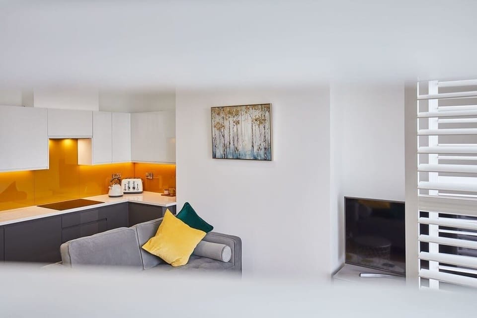 The Connell, Whitby - Host & Stay