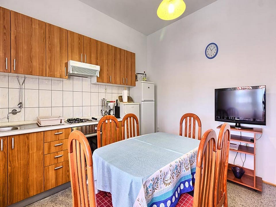 Apartment (Three Bedroom Apartment with Balcony) | Living room | TV
