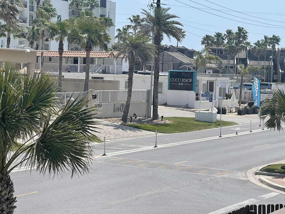 beautiful view access to Gulf Blvd.