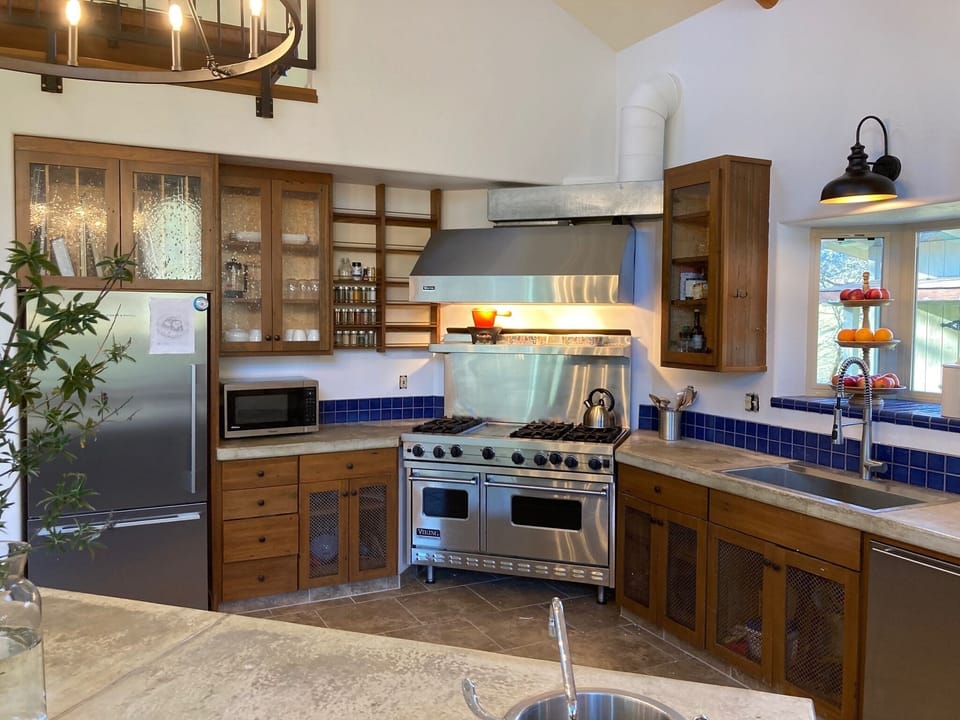 Chef's kitchen with Viking range