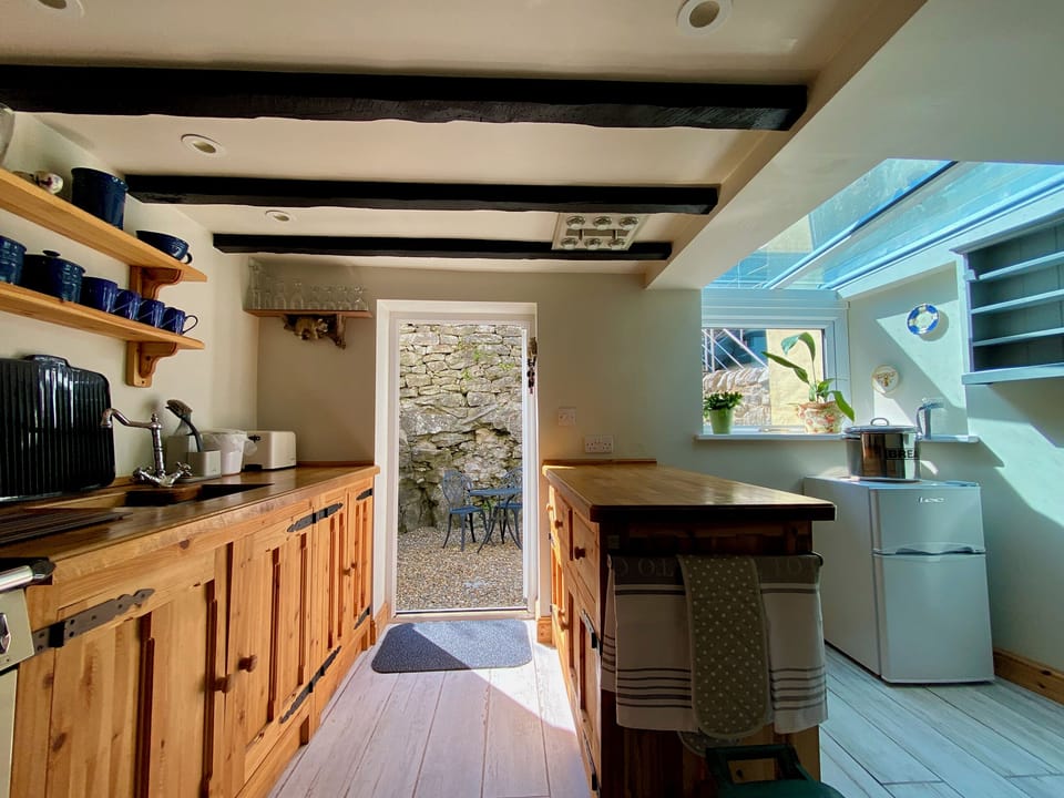 Kitchen/diner | T&rsquo;owd Man&rsquo;s Cottage, Bonsall, near Matlock