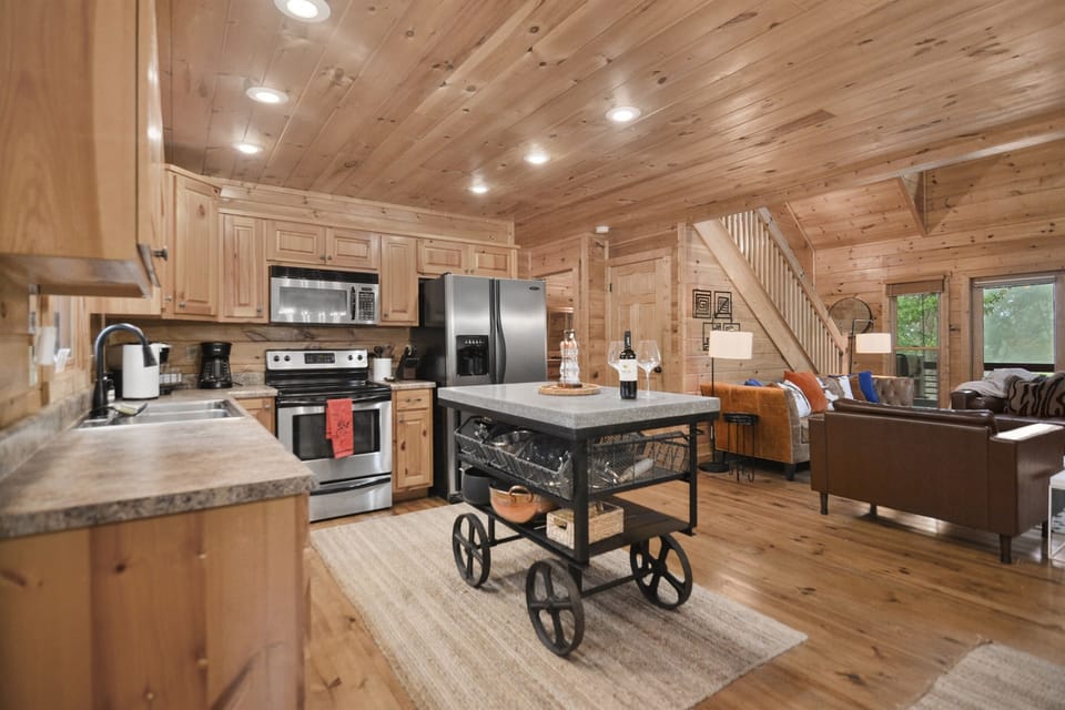 Fully stocked kitchen is a perfect amenity (All Clad Pots and Pans, Henckel Knives) for crafting delicious meals that satisfy every appetite and palate.