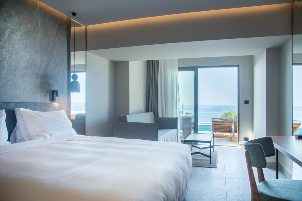 Classic Room Sea View Private Pool | In-room safe, blackout drapes, soundproofing, iron/ironing board
