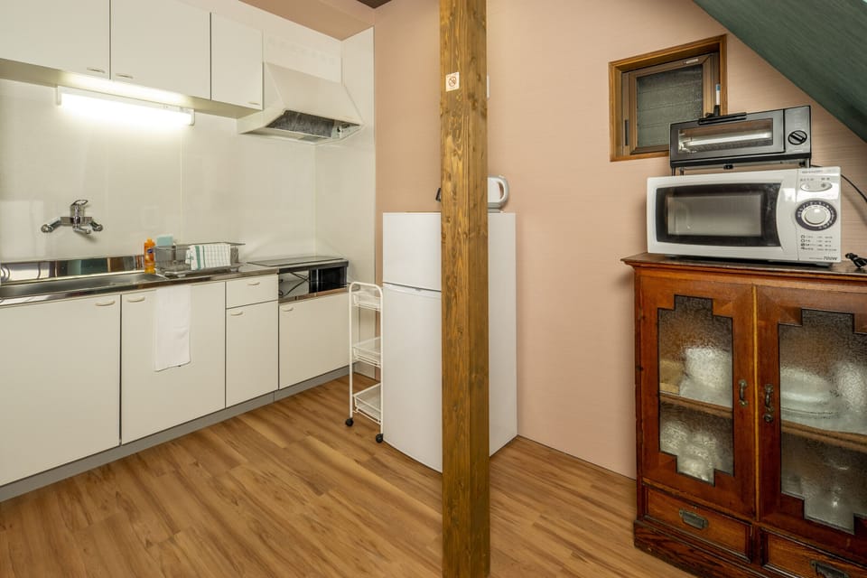 Rent Kizuna house in Kyoto  - Kitchen